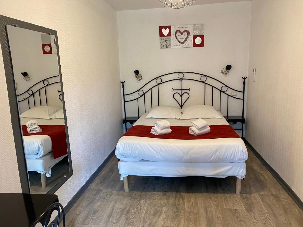 Hostellerie De La Source Арль Экстерьер фото
