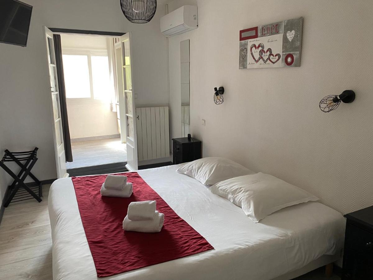 Hostellerie De La Source Арль Экстерьер фото