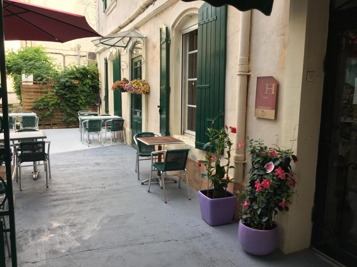 Hostellerie De La Source Арль Экстерьер фото